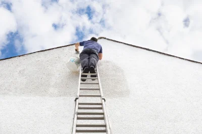 Peinture extérieure à Saint-Laurent-des-Arbres — façades et ravalement